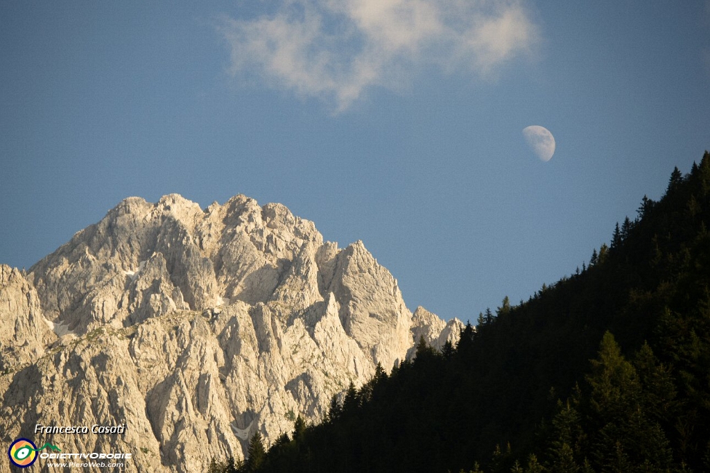 024 Il Pizzo Camino e la luna.jpg